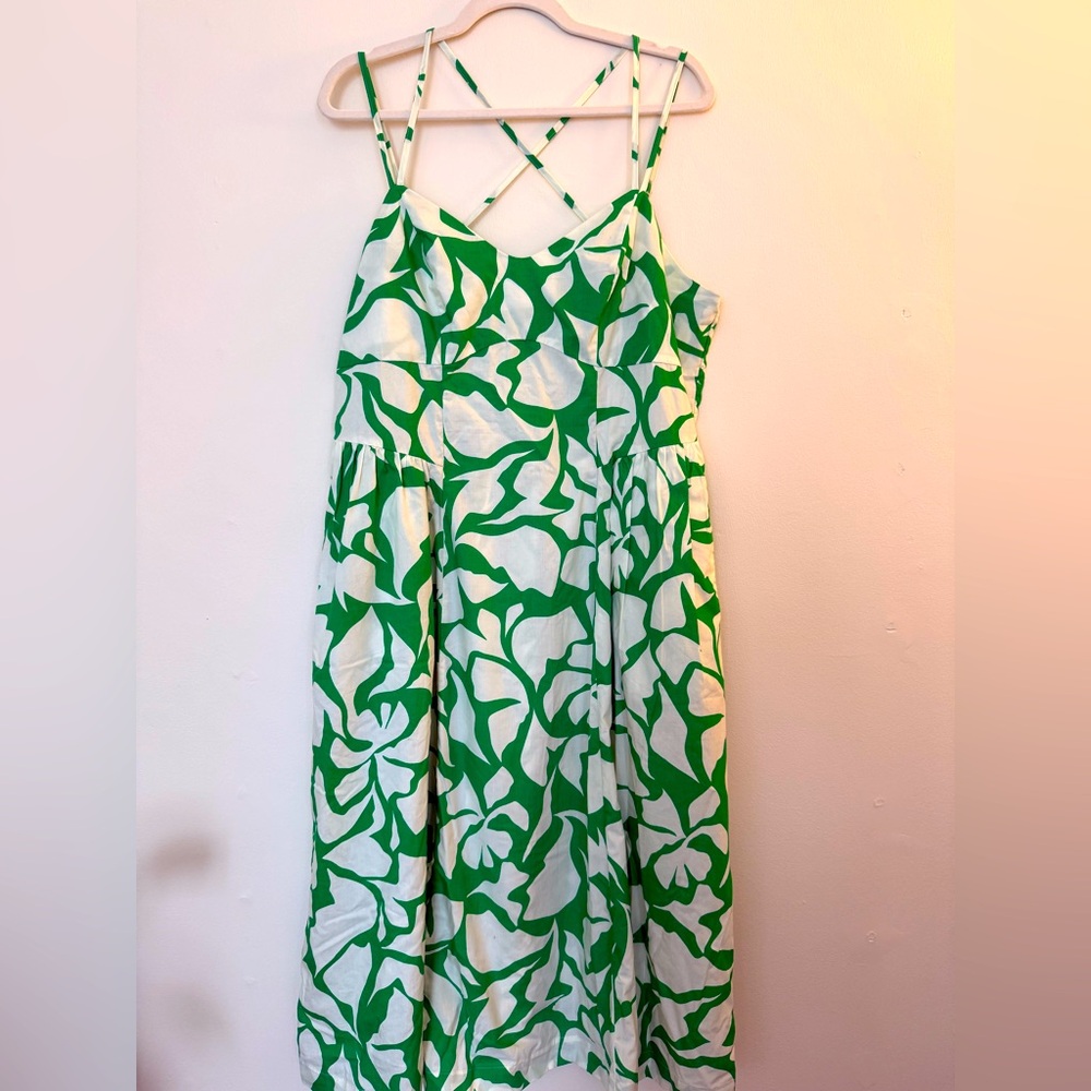 Green and White Floral Women's Dress